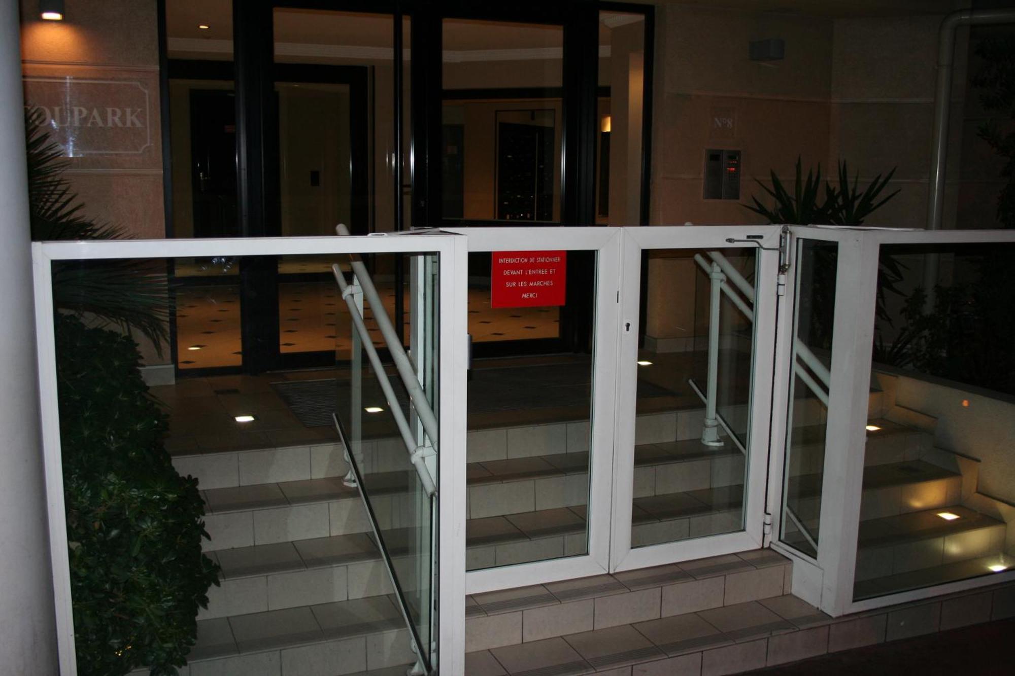 Ferienwohnung Bristol Park - Parking - 5Mn Walk From Palais Des Festivals Cannes Exterior foto